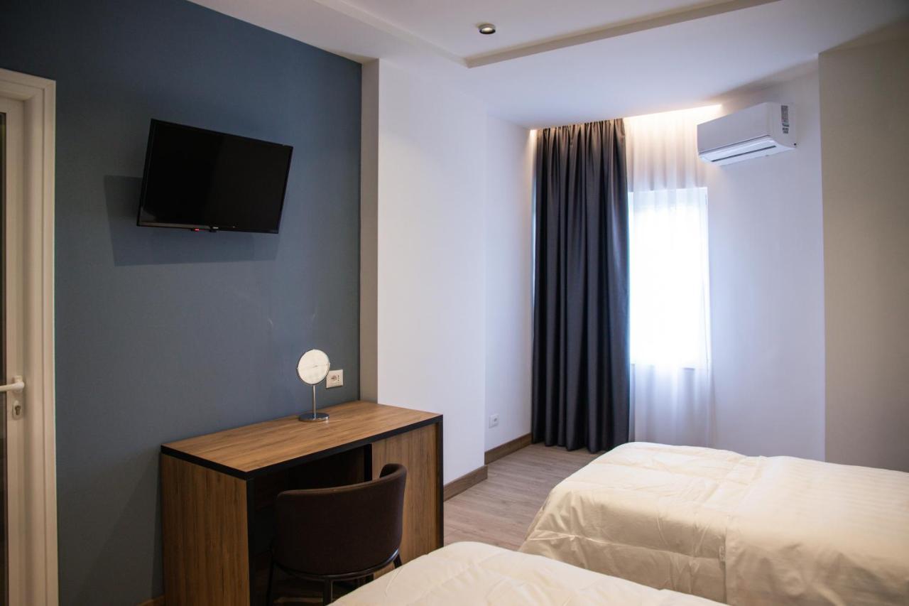 Hotel Blini Shkodra Exterior foto